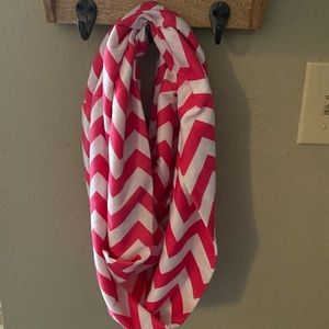 Chevron infinity scarf
